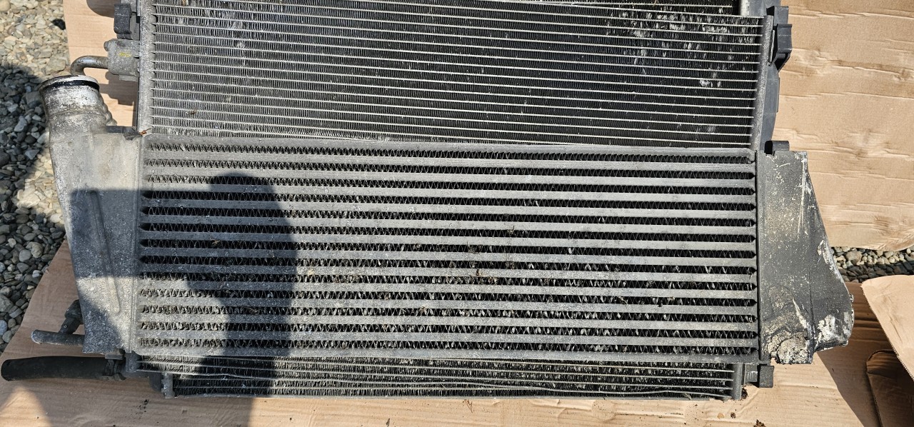 Radiator intercooler Renault Megane 2 / Scenic 2 1.9 DCI 2005 2006 2007 2008