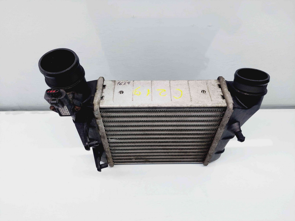 Radiator intercooler Seat Exeo (3R2) [Fabr 2008-2013] 8E0145805AA 2.0 TDI CAGA 105KW / 143CP 2.0 TDI CAGA 105KW / 143CP