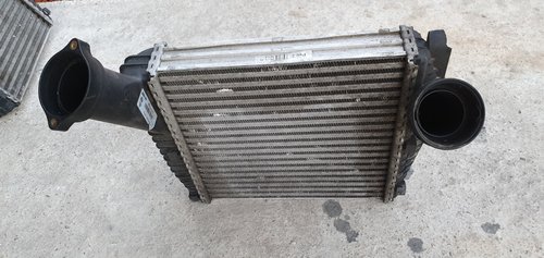 Radiator intercooler stanga AUDI Q7 3.0 tdi 2007 2008 2009