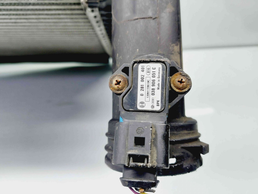Radiator intercooler Volkswagen Golf 5 (1K1) [Fabr 2004-2008] 3C0145803E
