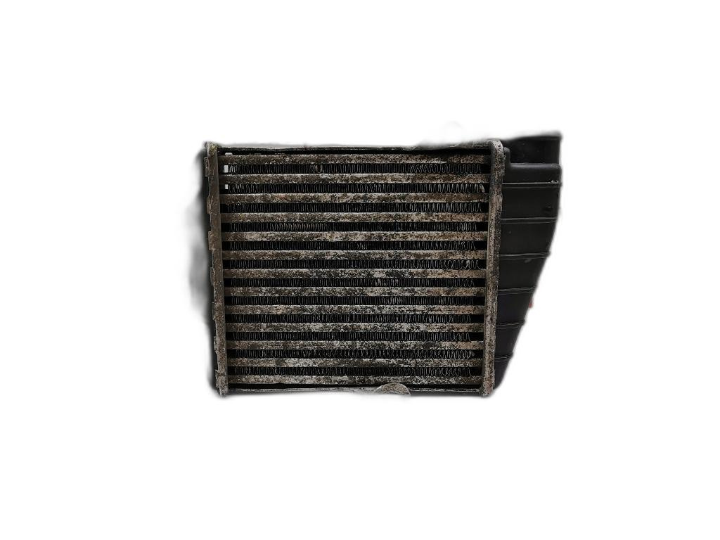 Radiator intercooler Volkswagen Passat (3A2) 35I HELLA 357145805B VOLKSWAGEN PASSAT (3A2, 35I) [ 1988 - 1997 ] OEM 357145805B