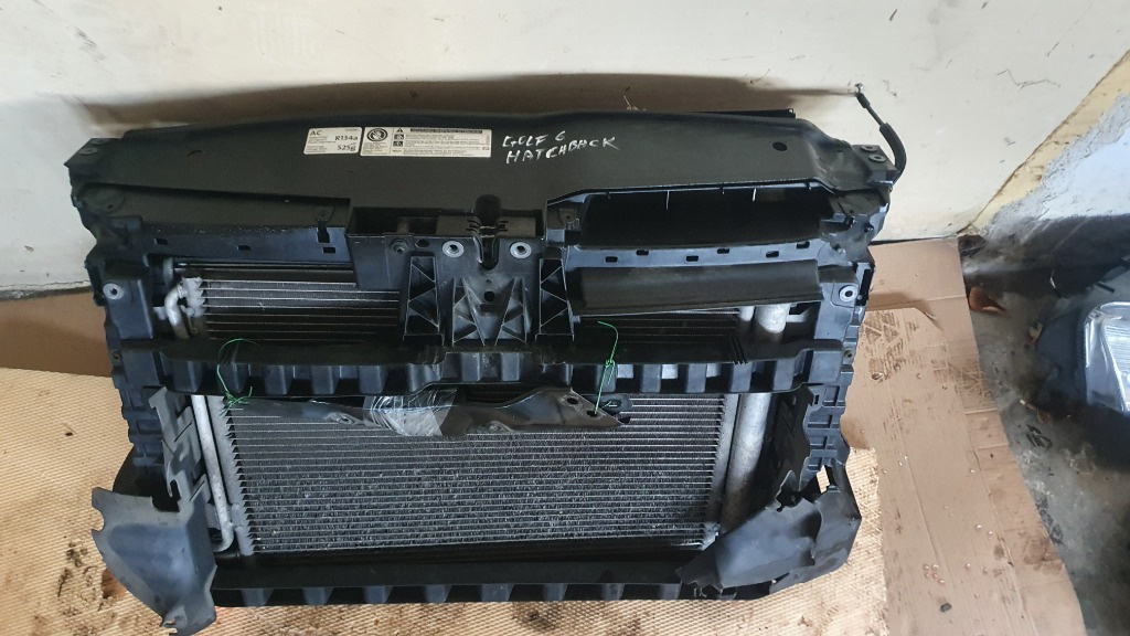 Radiator intercooler Vw Golf 6 1.4 TSI hatchback an de fabricatie 2009