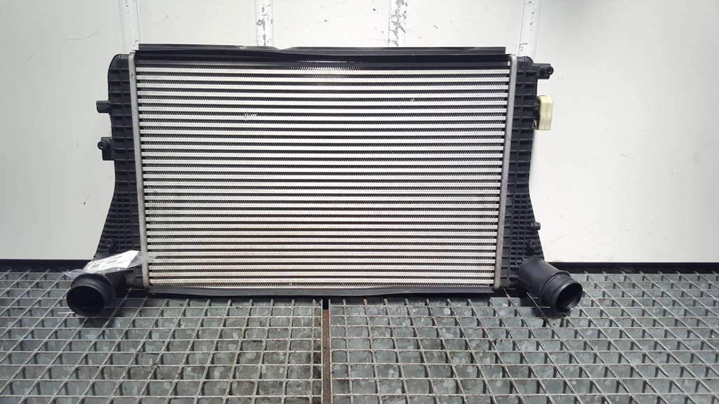 Radiator intercooler Vw Golf 6 (5K1) 1.6 tdi, CAYD, cod: 1K0145803BN (id:375930)