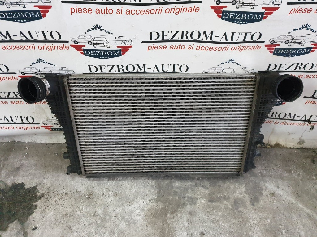 Radiator intercooler VW Passat B6 1.6 TDI 105cp cod piesa : 1K0145803