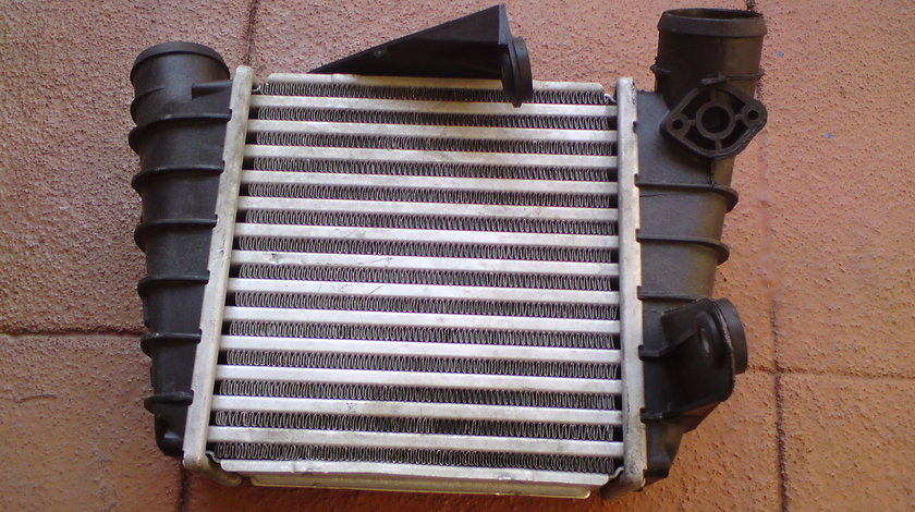 Radiator Intercooler Vw Polo , Seat Ibiza / Cordoba, Skoda Fabia * 6q0145804a *