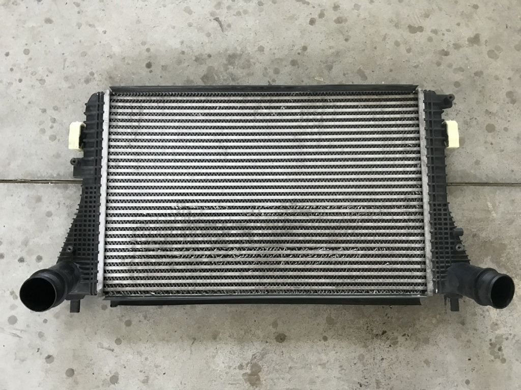 Radiator intercooler VW Touran 2014 monovolum 2014 (1K0145803)