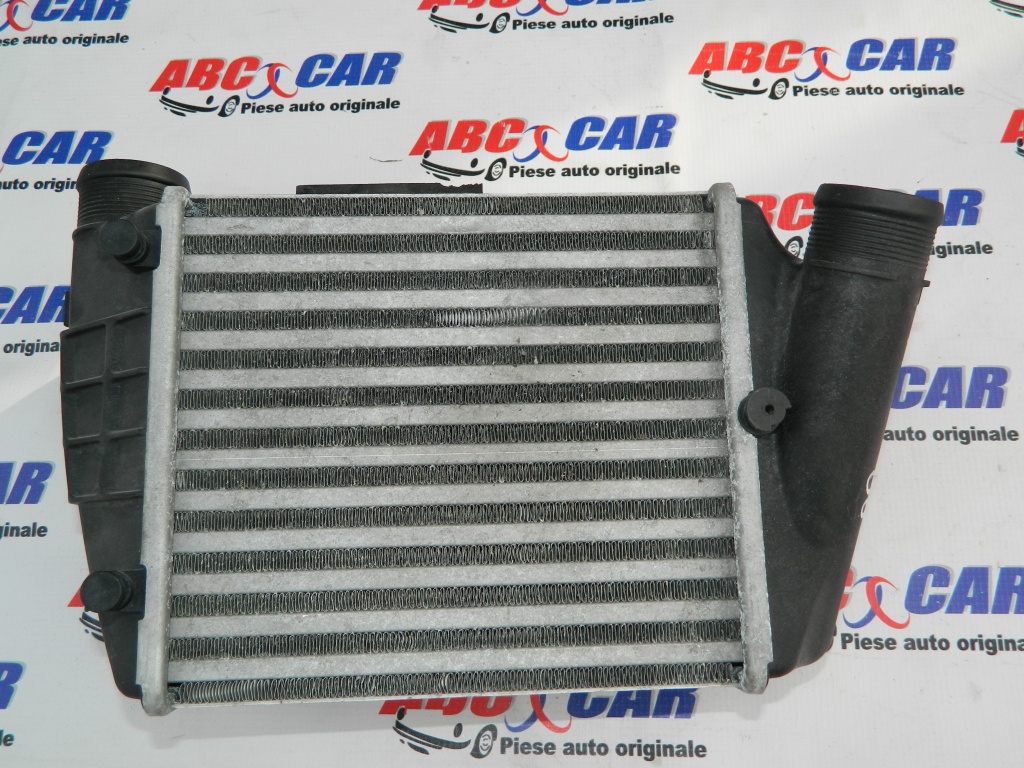 Radiator interculer Audi A4 B7 3.0 TDI cod: 8E0145806L model 2006