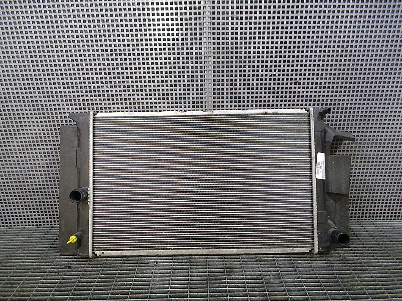 RADIATOR MOTOR TOYOTA AURIS 1.6 VVTI - (2006 2012)