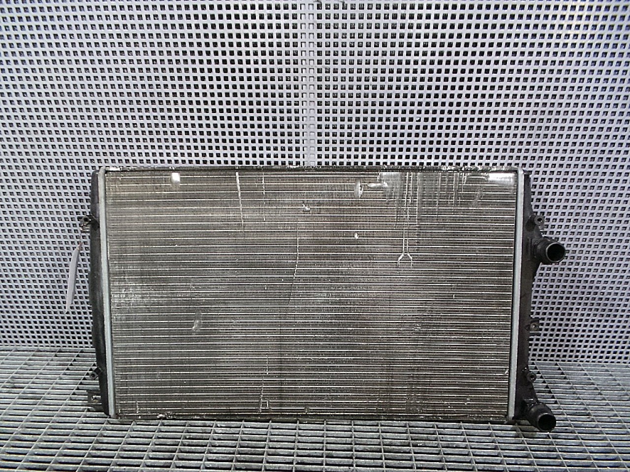 RADIATOR MOTOR VW GOLF V 1.9 TDI - (2004 2008)