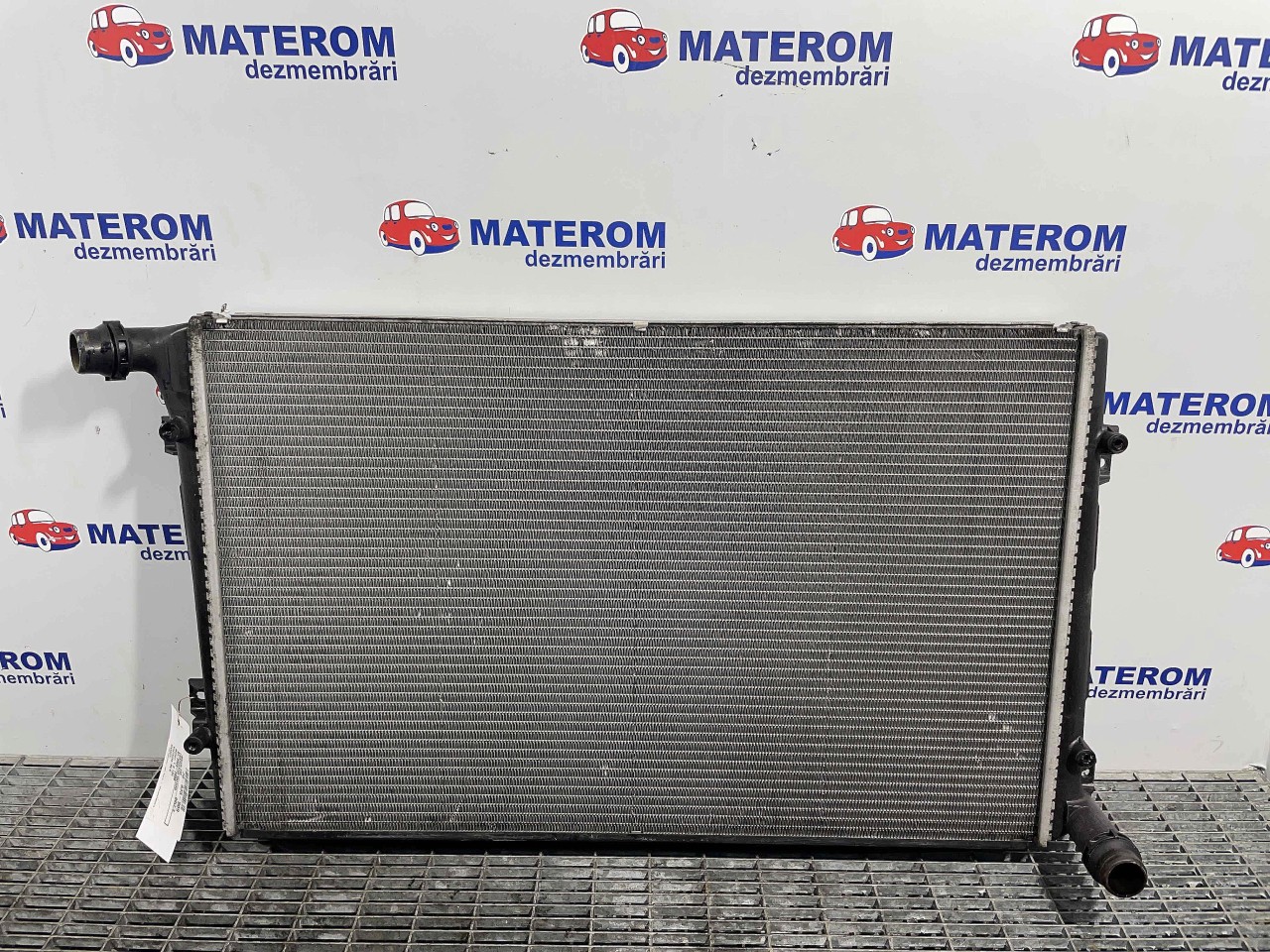 RADIATOR MOTOR VW GOLF V 1.9 TDI - (2005 2009)