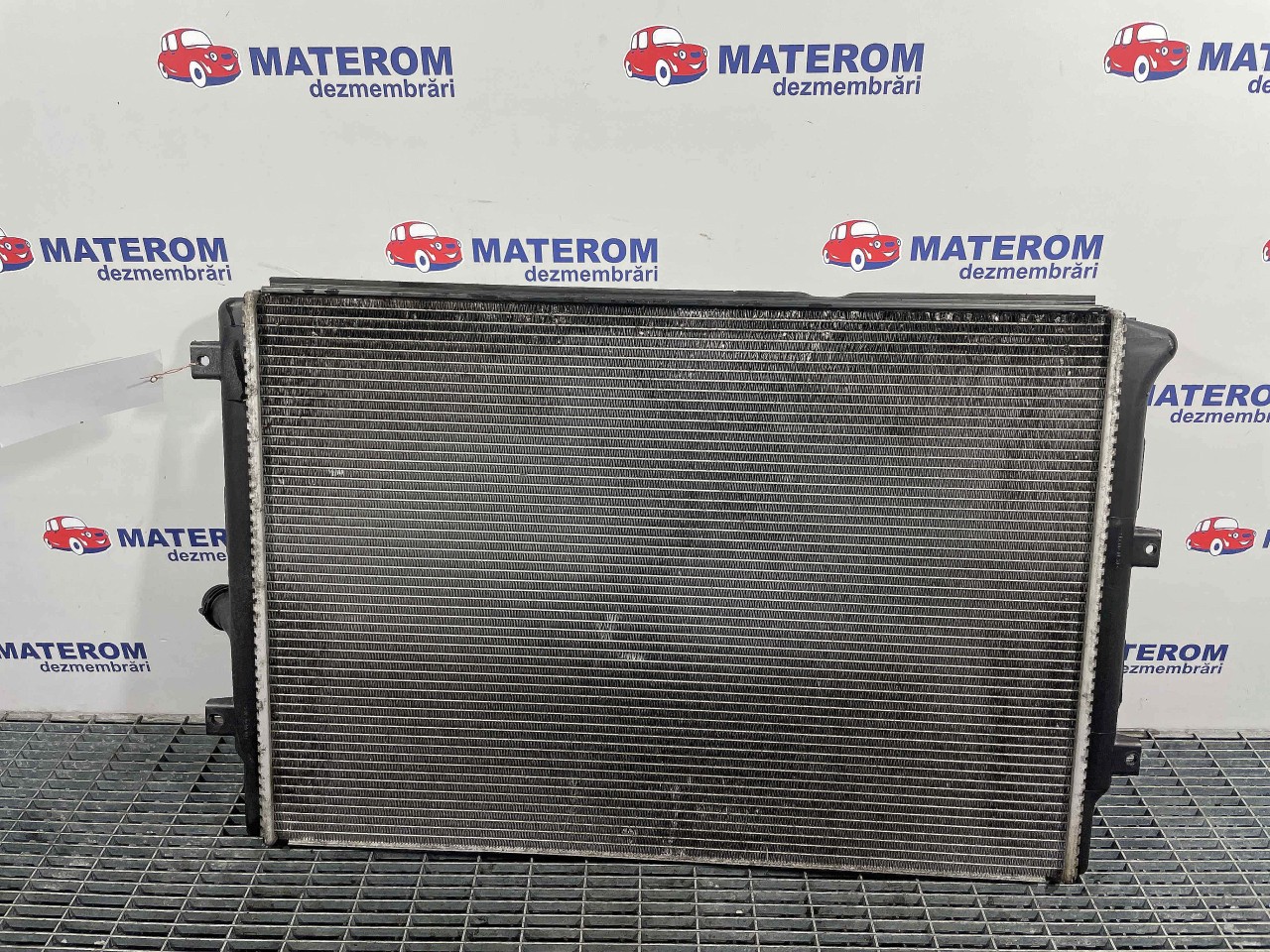 RADIATOR MOTOR VW GOLF VI 1.6 TDI - (2008 2012)