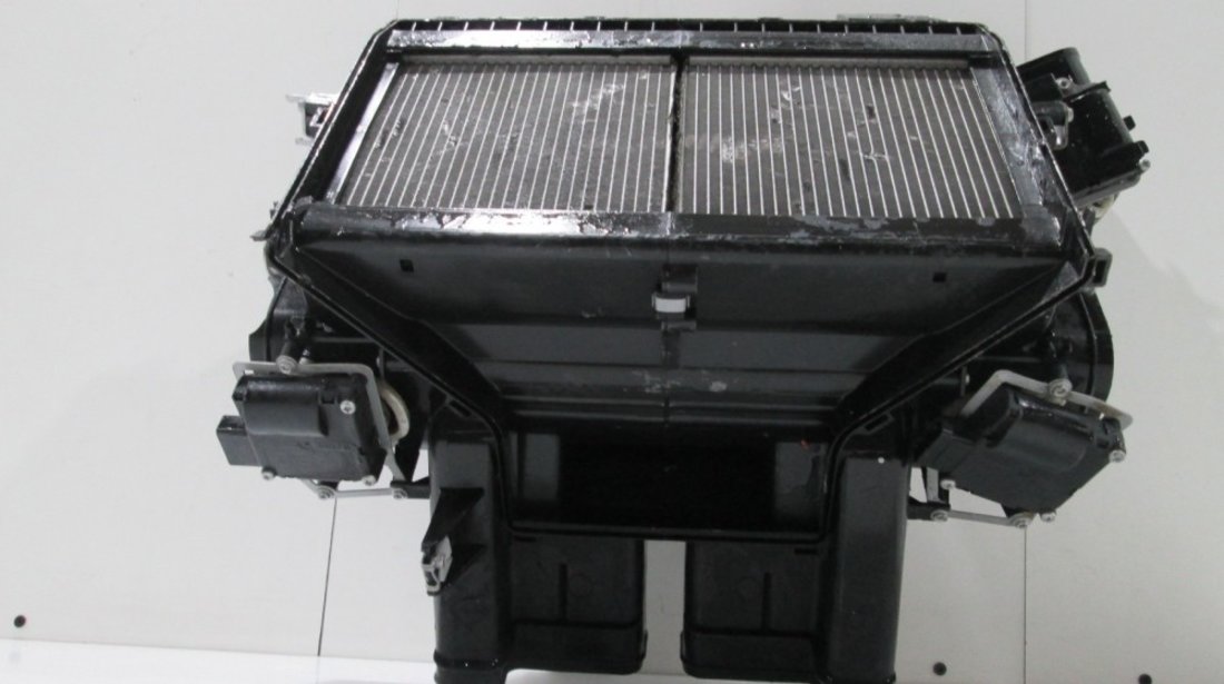 Radiator + motorase aeroterma clima Audi A8 an 2003 2004 2005 2006 2007 2008 cod 4E0820003F