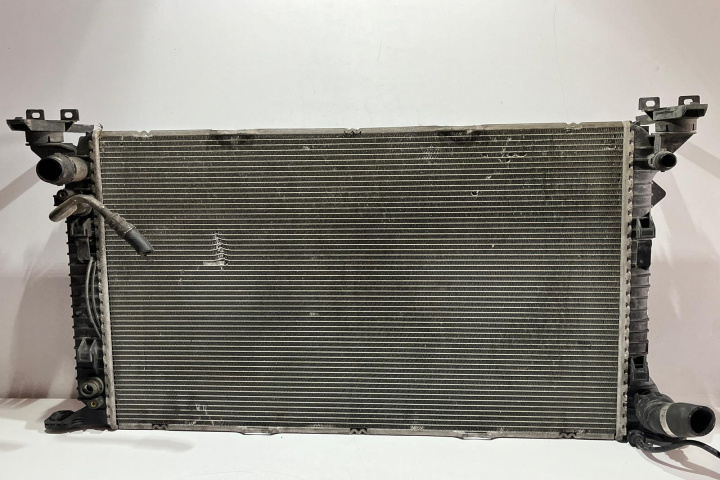 Radiator racire apa 3.0 TDI 8K0121251AA Audi A4 B8/8K [2007 - 2011]