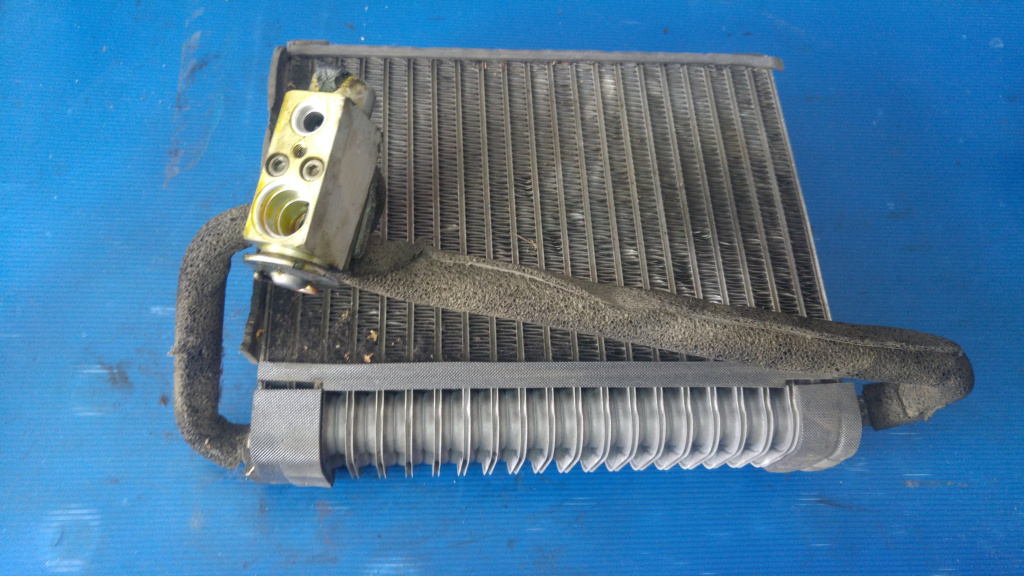 Radiator racire apa bord opel astra h 324336