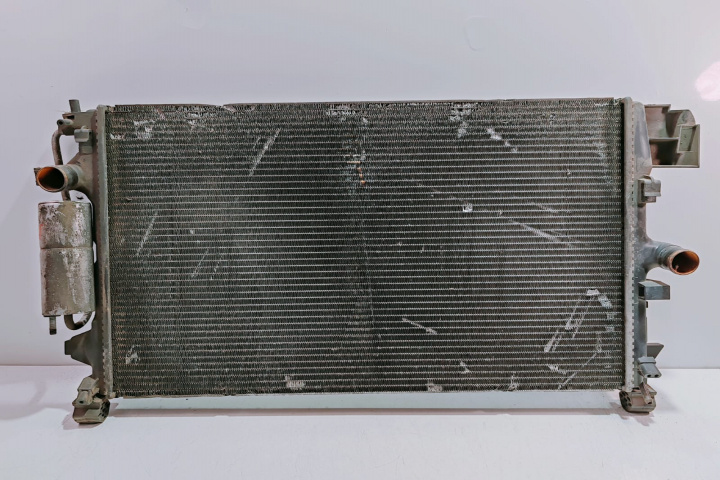 Radiator Racire Apa Valeo 879738EB Opel Vectra C [2002 - 2005]