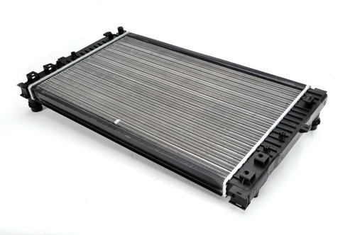 Radiator, racire motor AUDI A4 (8D2, B5) (1994 - 2001) THERMOTEC D7W052TT piesa NOUA