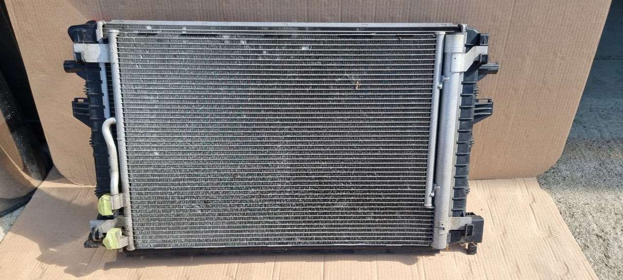 Radiator suplimentar apa / Radiator Ac Vw Passat B8 2.0 Tdi 2015 2016 2017 2018