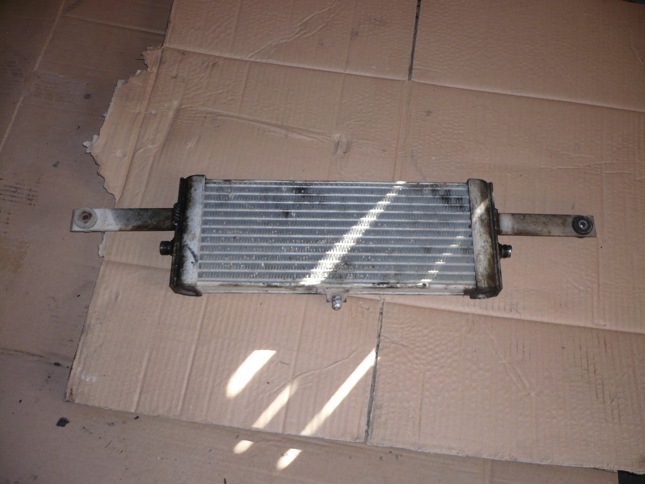 Radiator Ulei Hidraulic original Gm Opel Frontera 2 5 tds 97