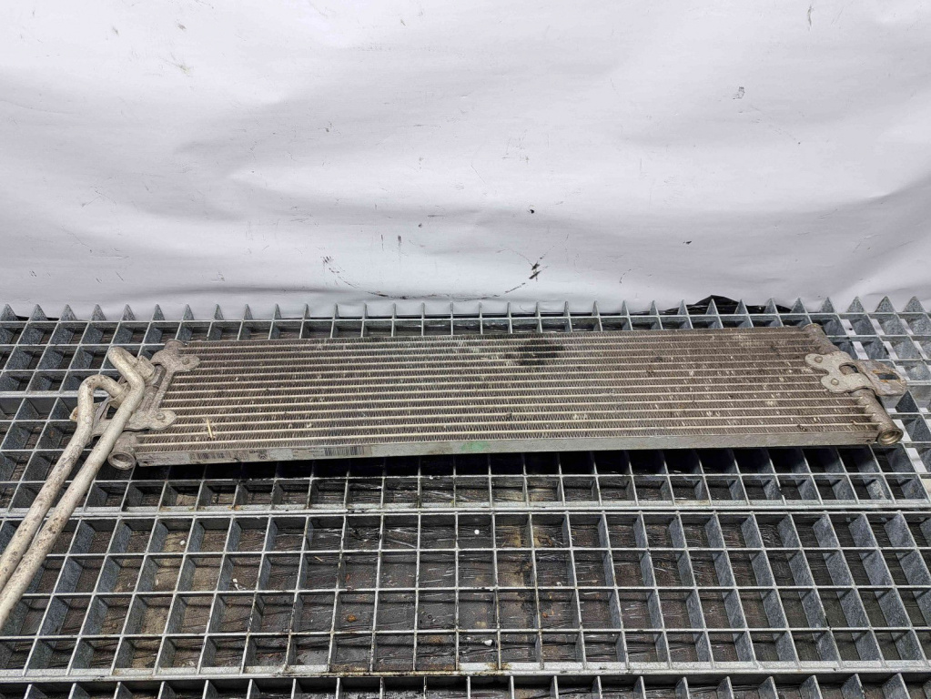 Radiator ulei servodirectie Audi Q7 (4LB) [ Fabr 2006-2014] 7L0317019B 3.0 TDI CASA 3.0 TDI CASA 176KW / 240CP