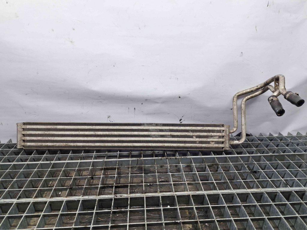 Radiator ulei servodirectie Audi Q7 (4LB) [ Fabr 2006-2014] 7L8422885A 3.0 TDI CASA 3.0 TDI CASA 176KW / 240CP