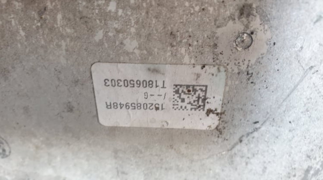 Radiator ulei termoflot Nissan Qashqai II 1.6 dCi 131cp cod piesa : 152085948R