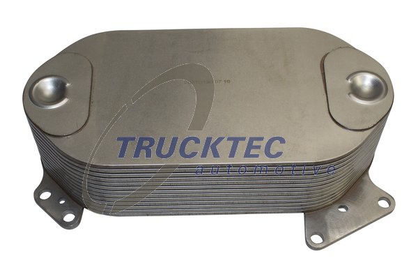 Radiator ulei, ulei motor (0118153 TRUCKTEC) MERCEDES-BENZ