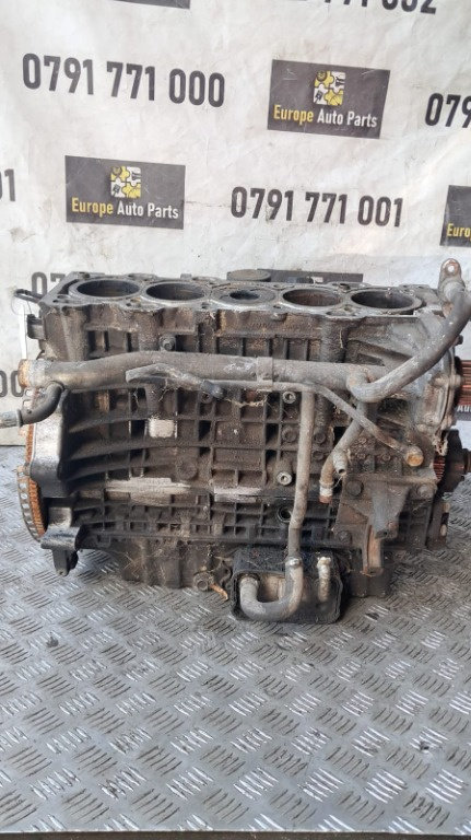 Radiator ulei Volvo XC90 2.4D5 cod motor D5244T an 2005 cod 8677973