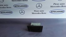 Radio caseta Mercedes A2118200779