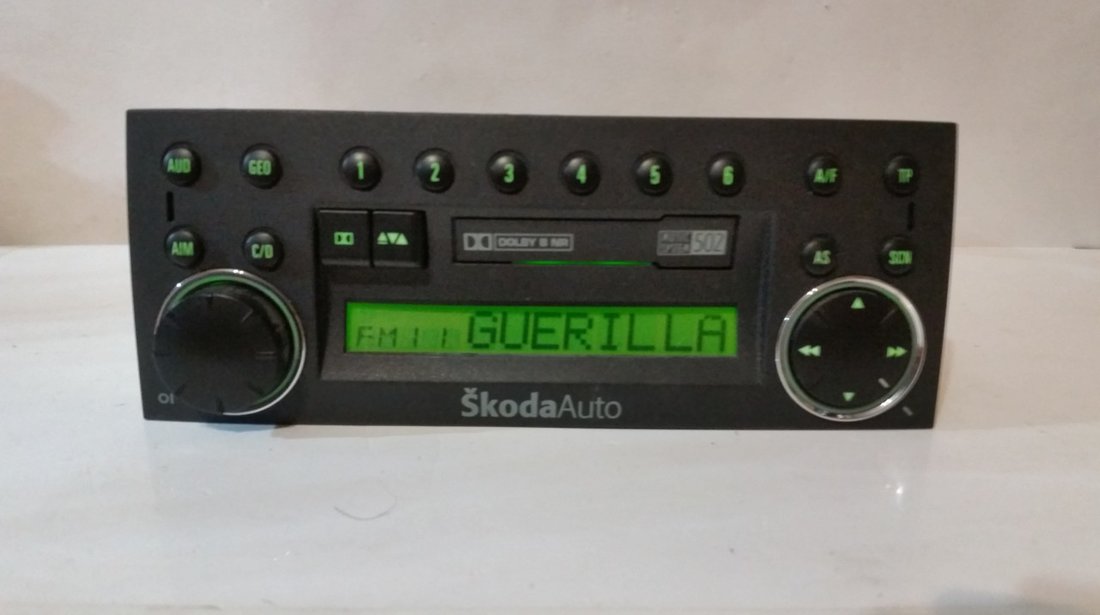 Radio casetofon original skoda fabia 1