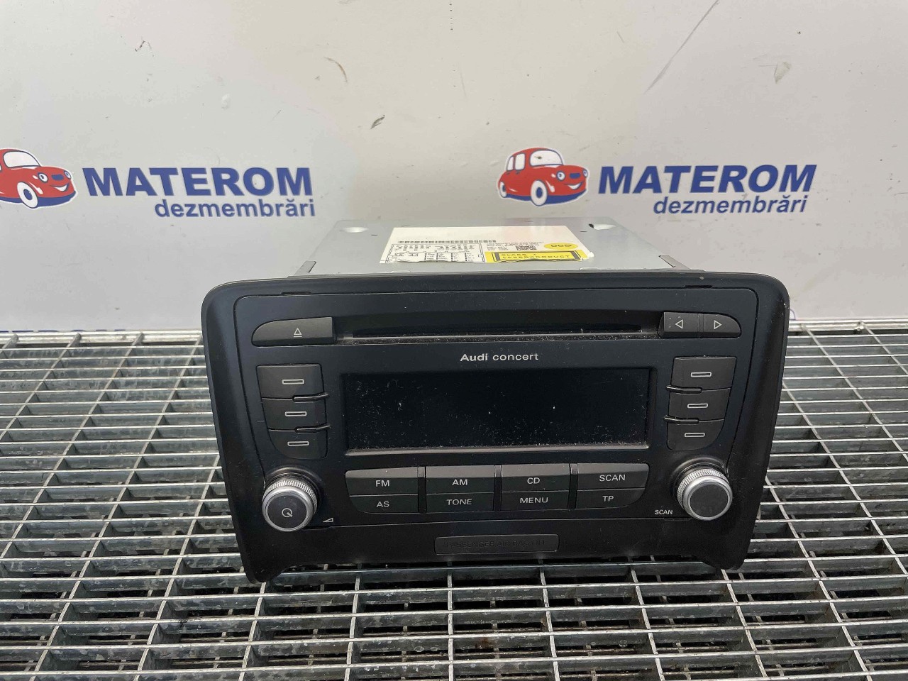 RADIO CD AUDI TT - - (2006 2014)