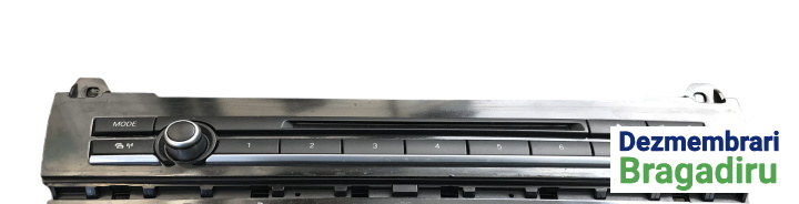 Radio cd BMW Seria 5 F11 [2009 - 2013] Touring wagon 520 d Steptronic (184 hp) Cod motor: N47T, Cod culoare: B90, Pachet M