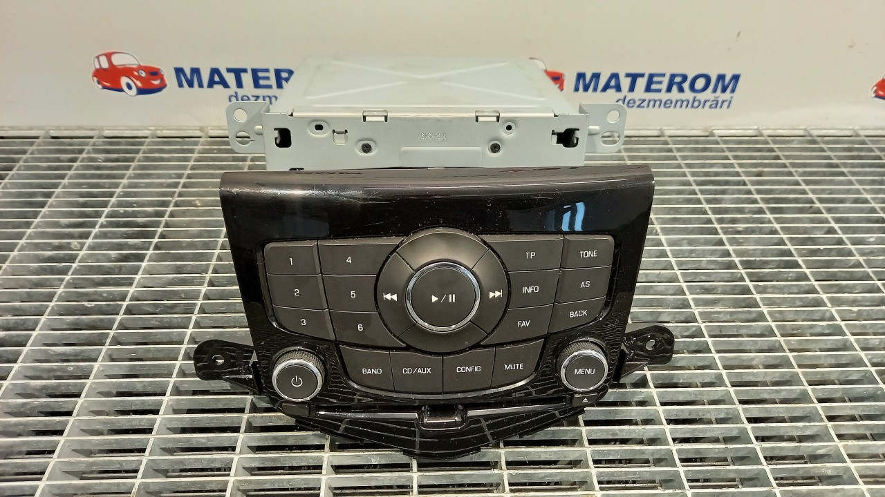 RADIO CD CHEVROLET CRUZE - - (2008 2013)