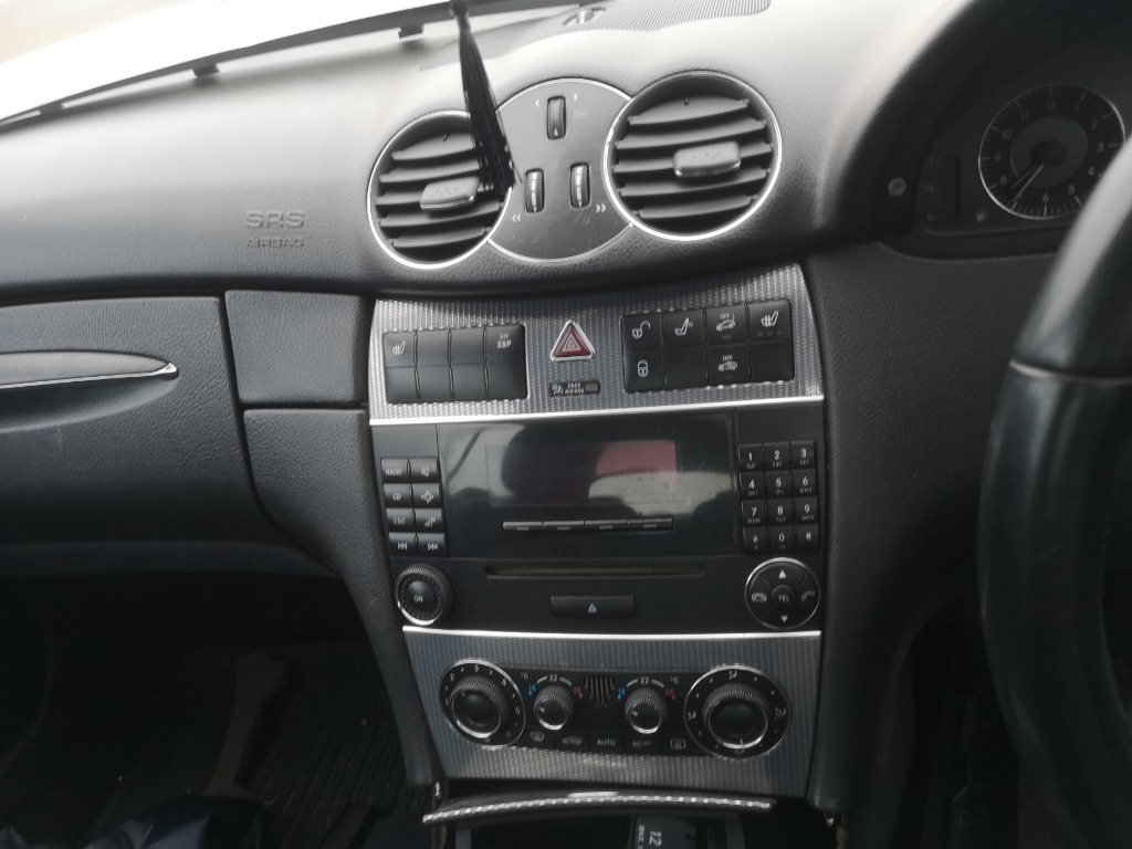 Radio cd clima avarii mercedes w209 w203