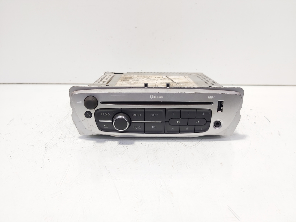 Radio CD cu mp3 si aux, cod 2012DJ2345, Renault Scenic 3 (id:692725)
