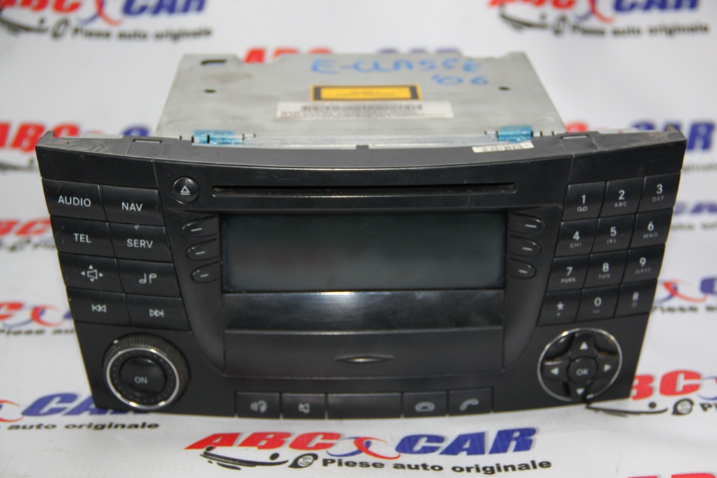 Radio CD cu Navigatie Mercedes E-CLASS W211 cod: A2118704589001 model 2006