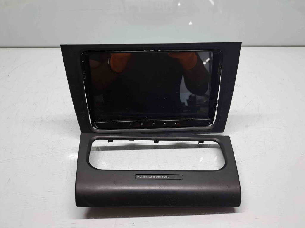 Radio CD cu navigatie Volkswagen Golf 6 (5K1) [Fabr 2009-2013] AFTERMARKET