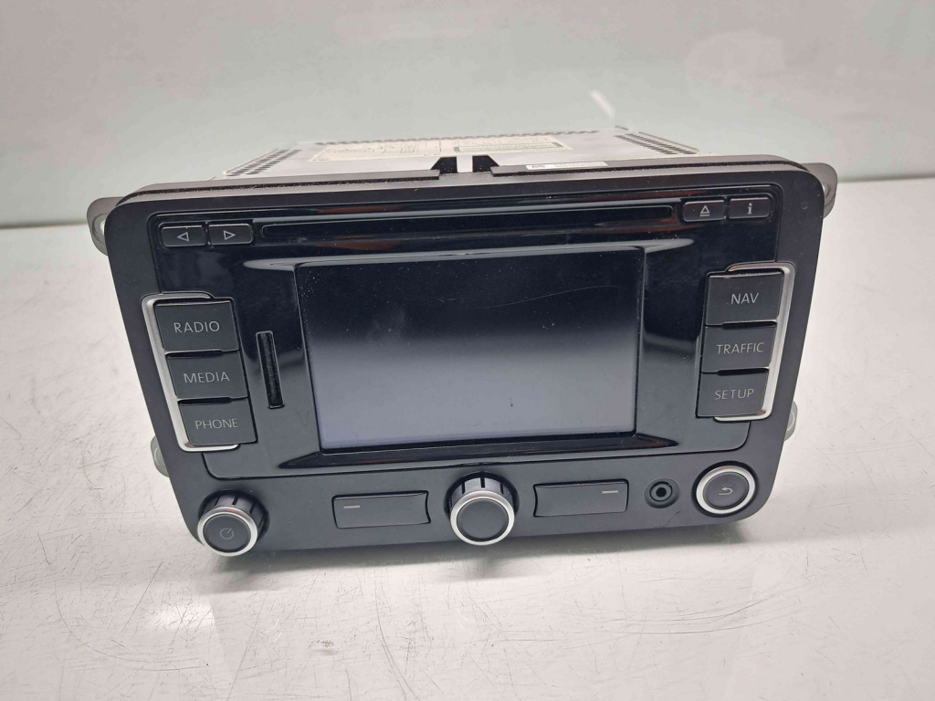 Radio CD cu navigatie Volkswagen Passat B7 (362) [Fabr 2010-2014] 3C0035279