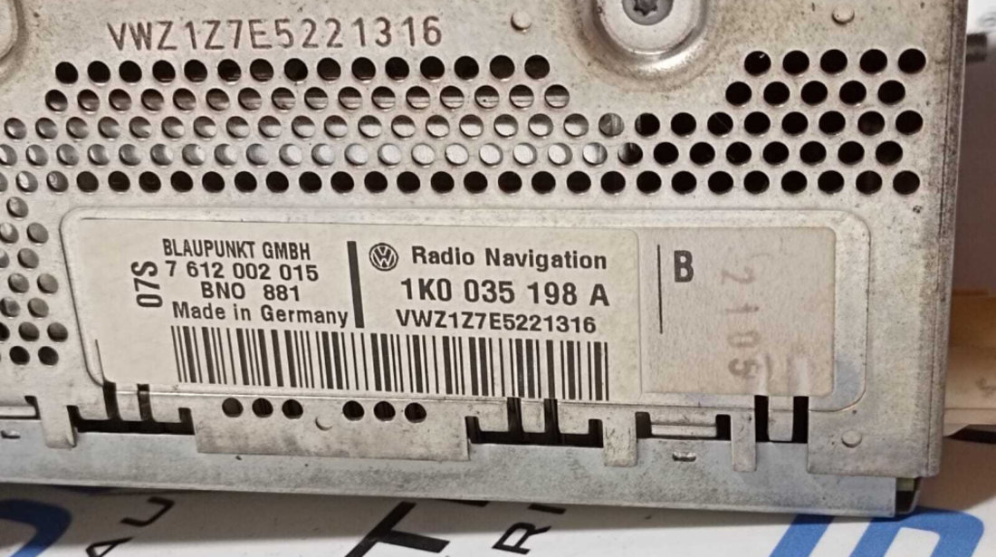 Radio CD DVD Player Navigație GPS Volkswagen Passat B6 2005 - 2010 Cod 1K0035198A 7612002015 [M3793]