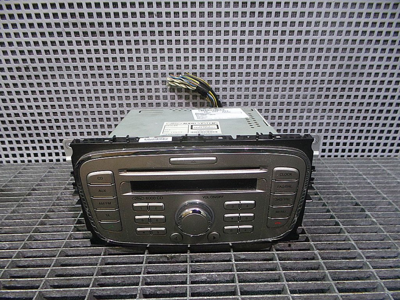 RADIO CD FORD FOCUS - - (2008 2010)