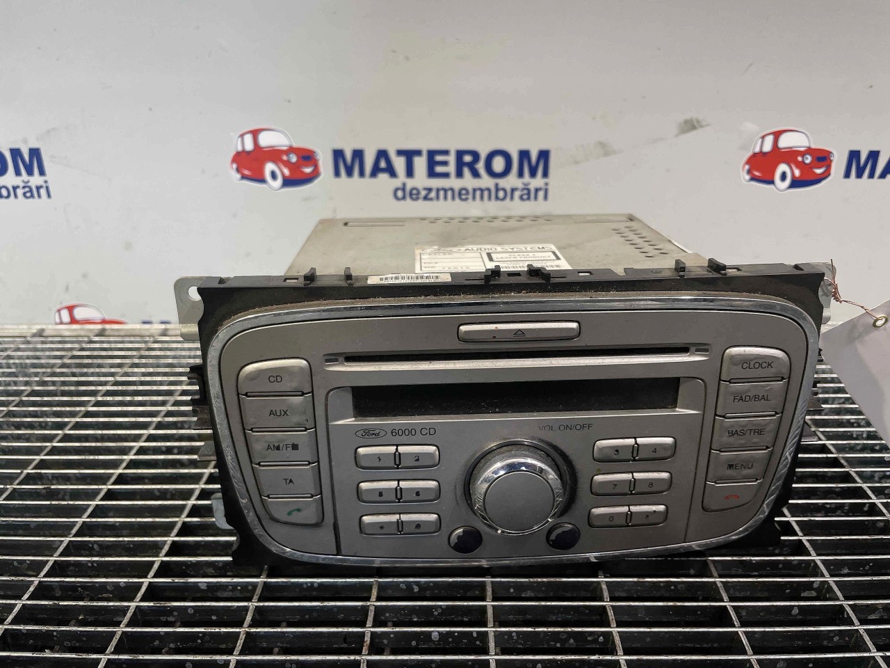 RADIO CD FORD FOCUS - - (2008 2010)