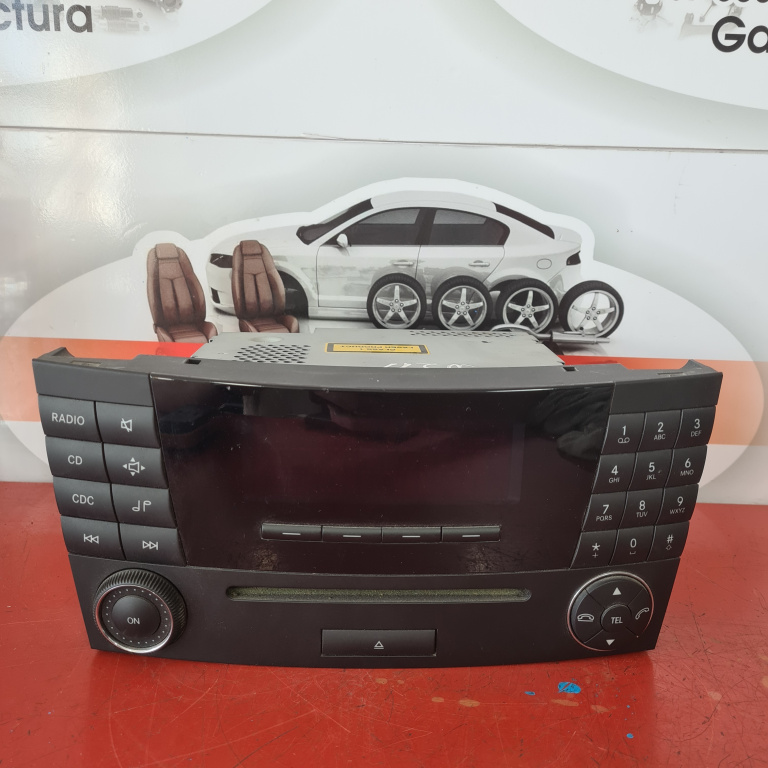 Radio CD Mercedes-Benz E-Class (2002-2008) [W211] 2.2 Motorina 2004, A2118702189
