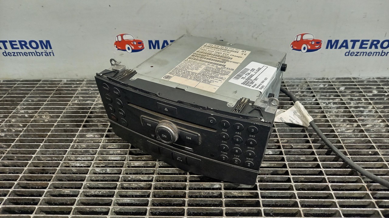 RADIO CD MERCEDES C-CLASS - - (2007 2011)
