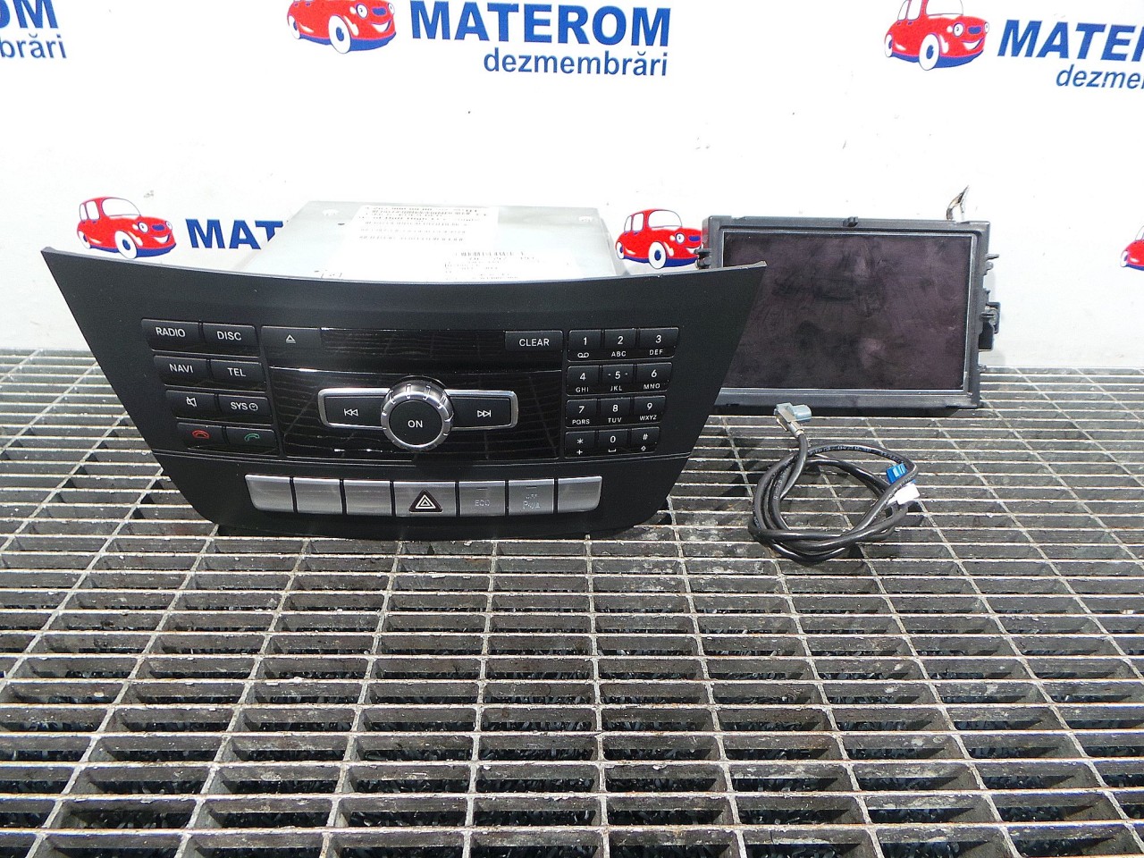 RADIO CD MERCEDES C-CLASS - - (2011 2014)