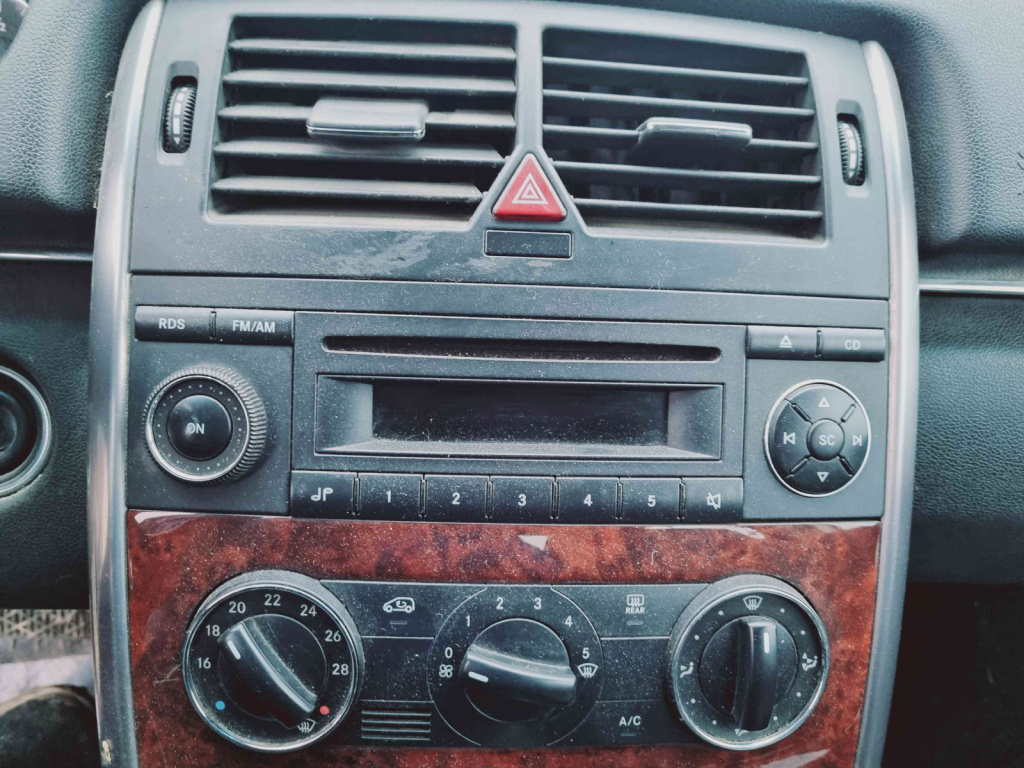 Radio CD Mercedes Clasa B (W245) [Fabr 2005-2011] OEM