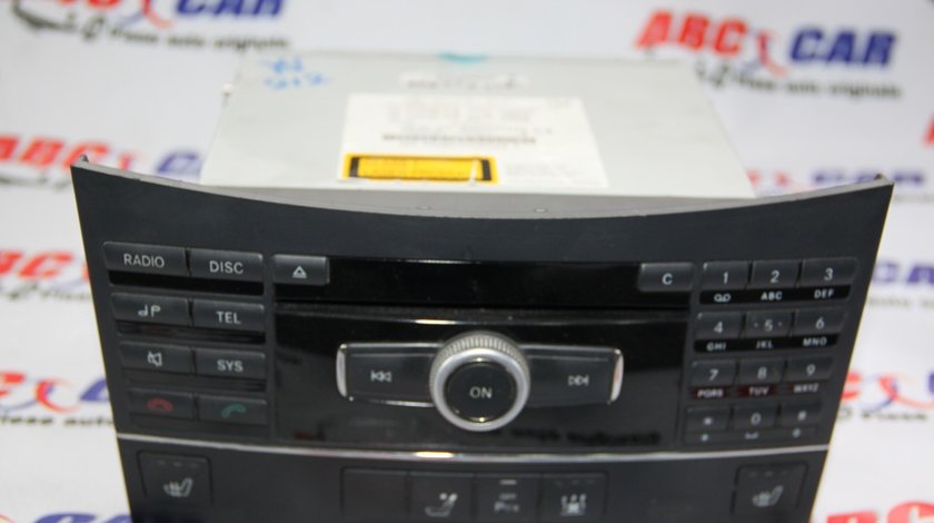Radio CD Mercedes E-CLASS W212 cod: A2129064400 / A2128700089 / A2129026700 model 2014