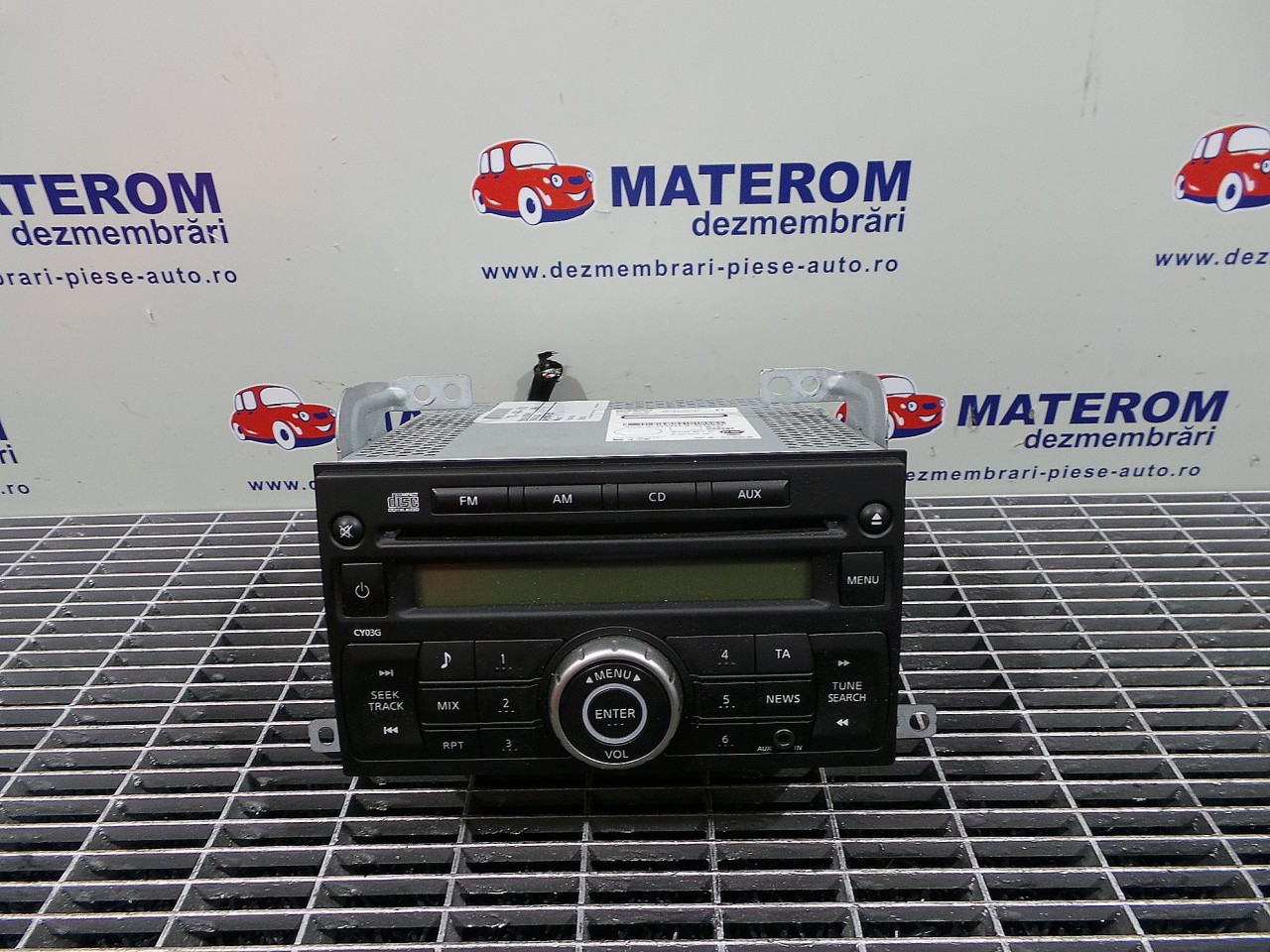 RADIO CD NISSAN JUKE - - (2010 2014)