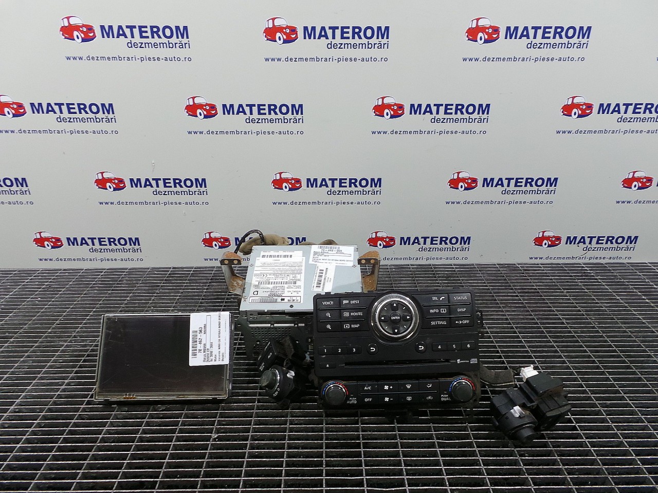 RADIO CD NISSAN NAVARA - - (2010 2014)