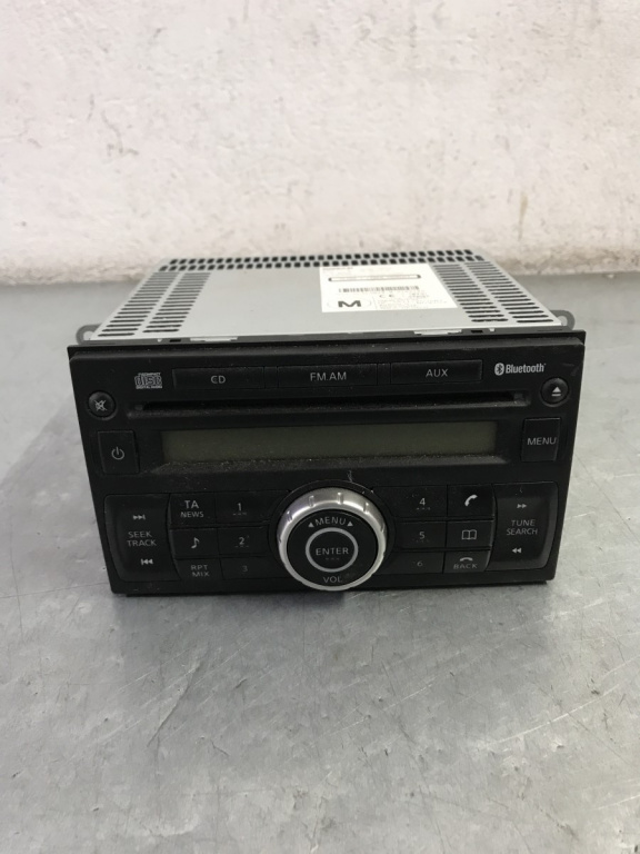 Radio CD Nissan Qashqai 1.6 benzina Manual sedan 2009 (28185JD05A)