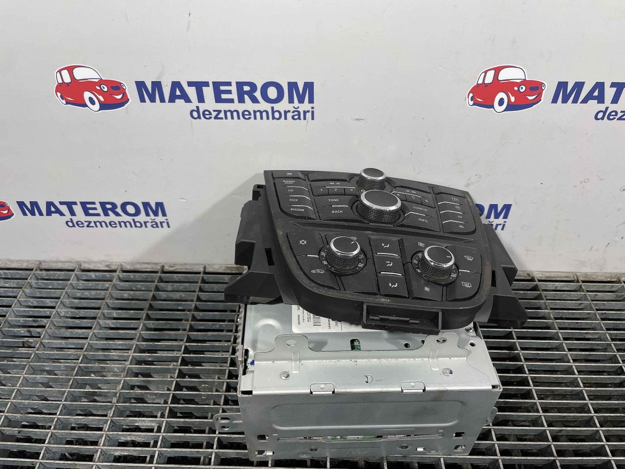 RADIO CD OPEL ASTRA J - - (2009 2012)