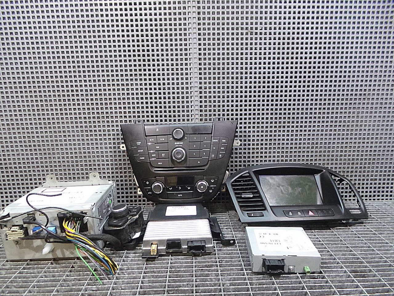 RADIO CD OPEL INSIGNIA - - (2008 2013)